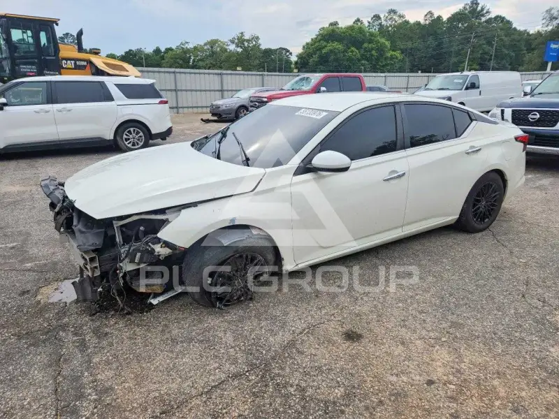 2020 Nissan ALTIMA фото