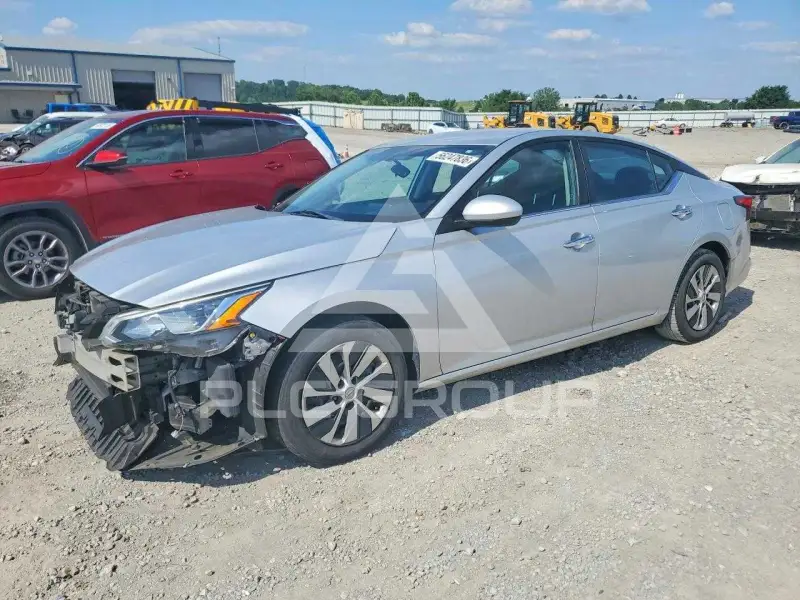 2020 Nissan ALTIMA фото
