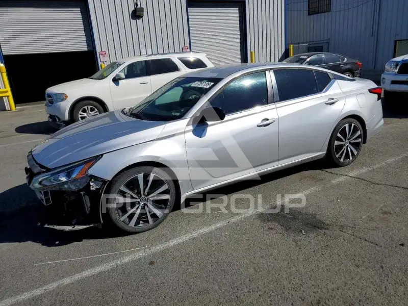 2020 Nissan ALTIMA фото