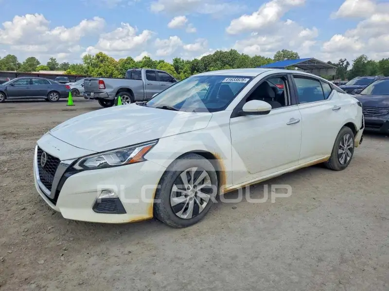 2020 Nissan ALTIMA фото
