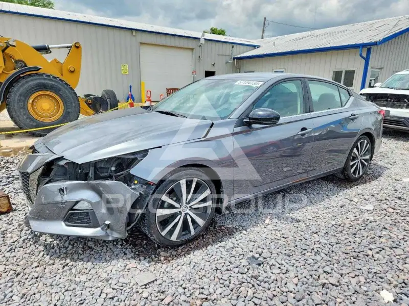 2020 Nissan ALTIMA фото