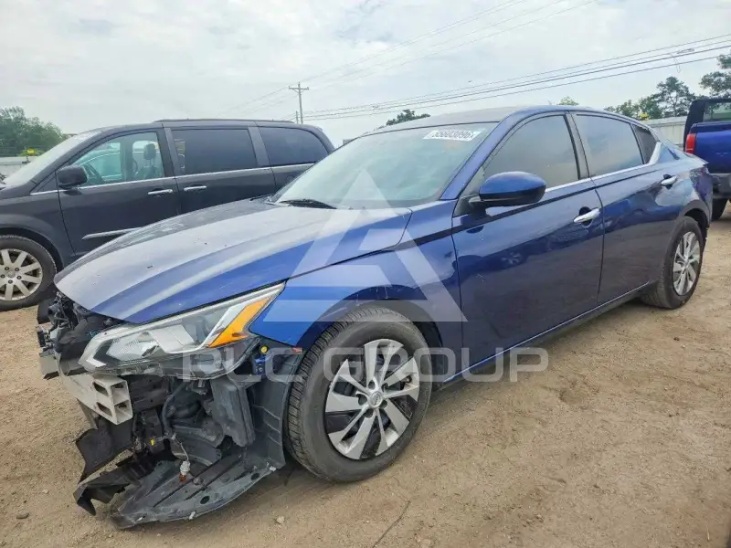 2020 Nissan ALTIMA photo