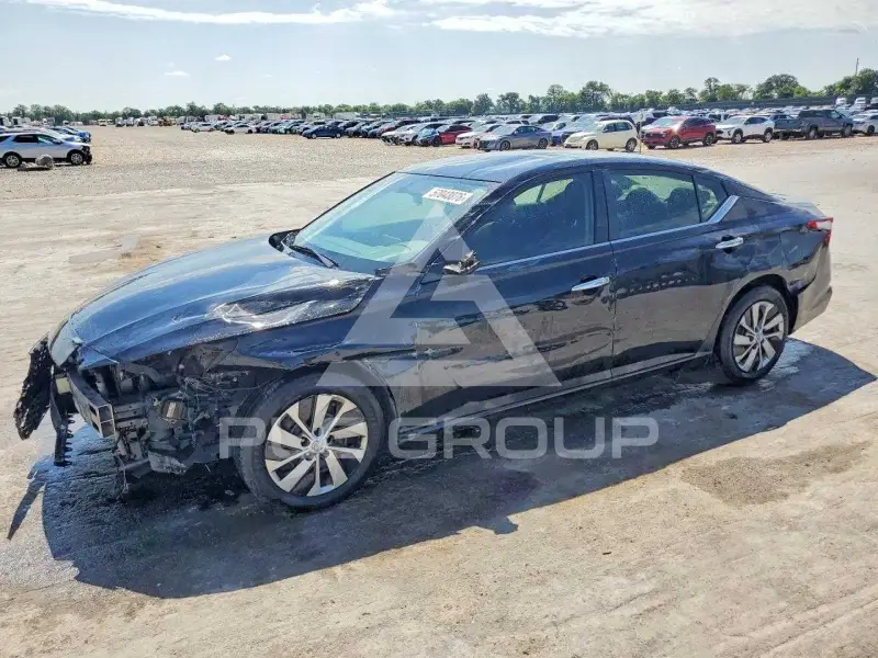 2020 Nissan ALTIMA фото