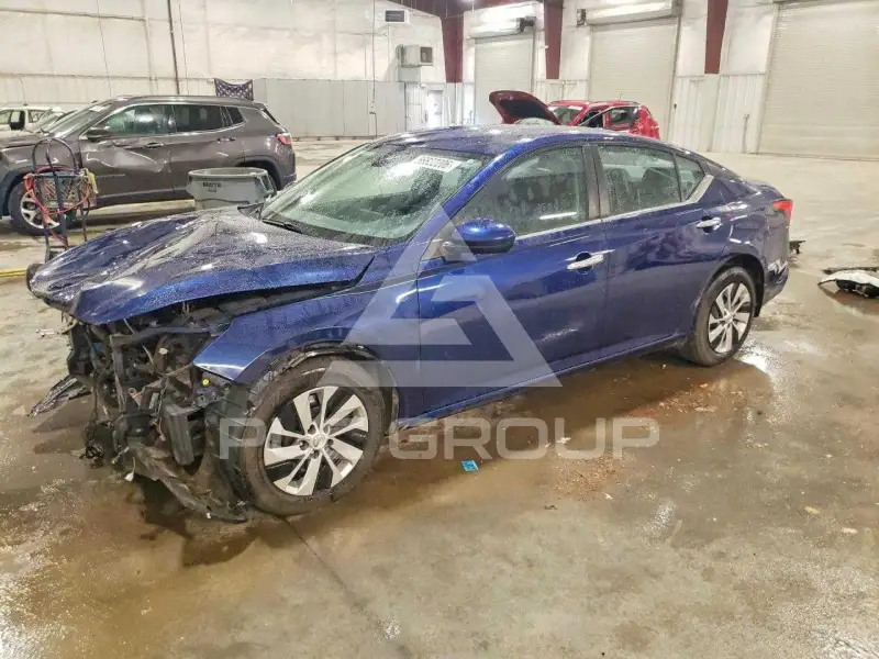 2020 Nissan ALTIMA photo