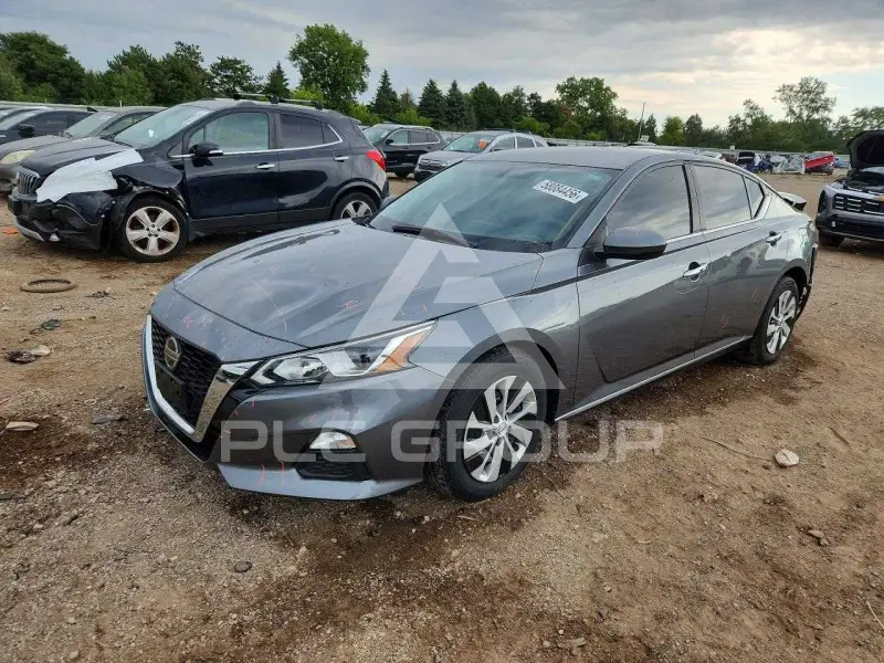 2020 Nissan ALTIMA photo