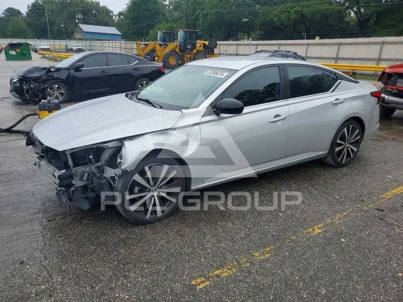 2020 Nissan ALTIMA фото