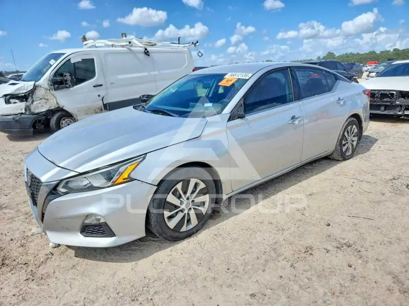 2020 Nissan ALTIMA фото