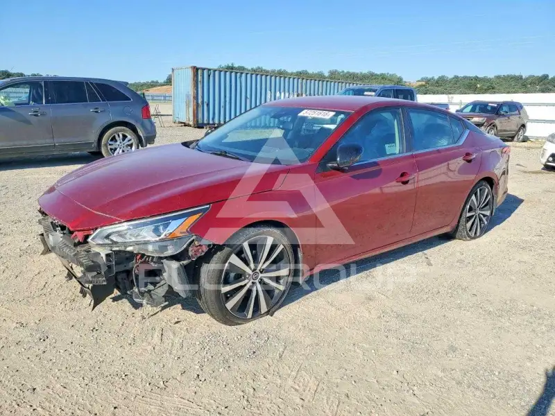2020 Nissan ALTIMA фото