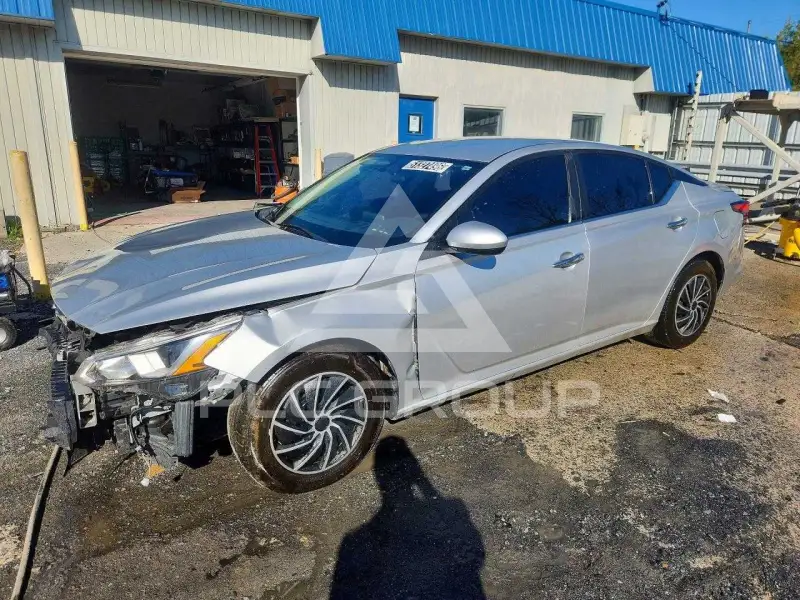2020 Nissan ALTIMA фото