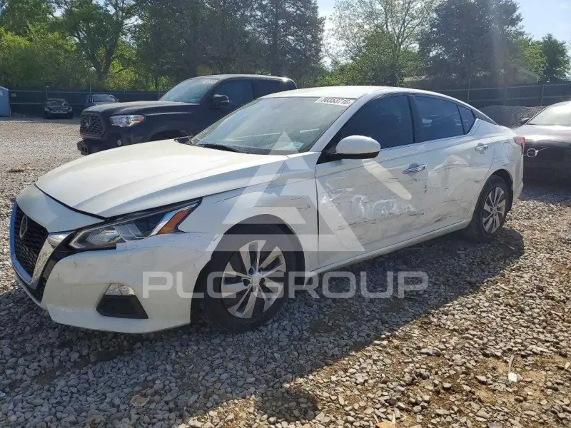 2020 Nissan ALTIMA photo