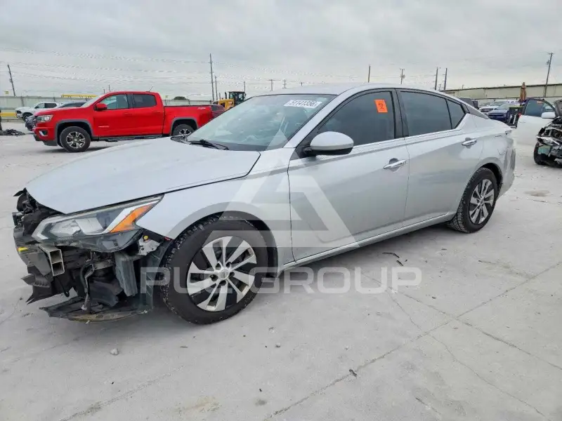2020 Nissan ALTIMA фото