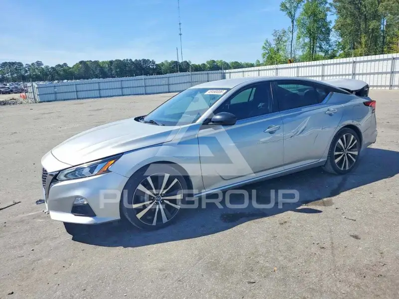 2020 Nissan ALTIMA photo