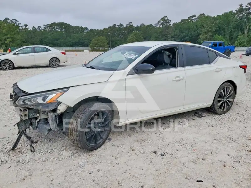 2020 Nissan ALTIMA photo
