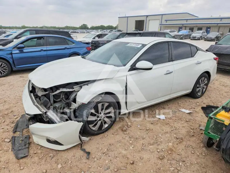2020 Nissan ALTIMA фото