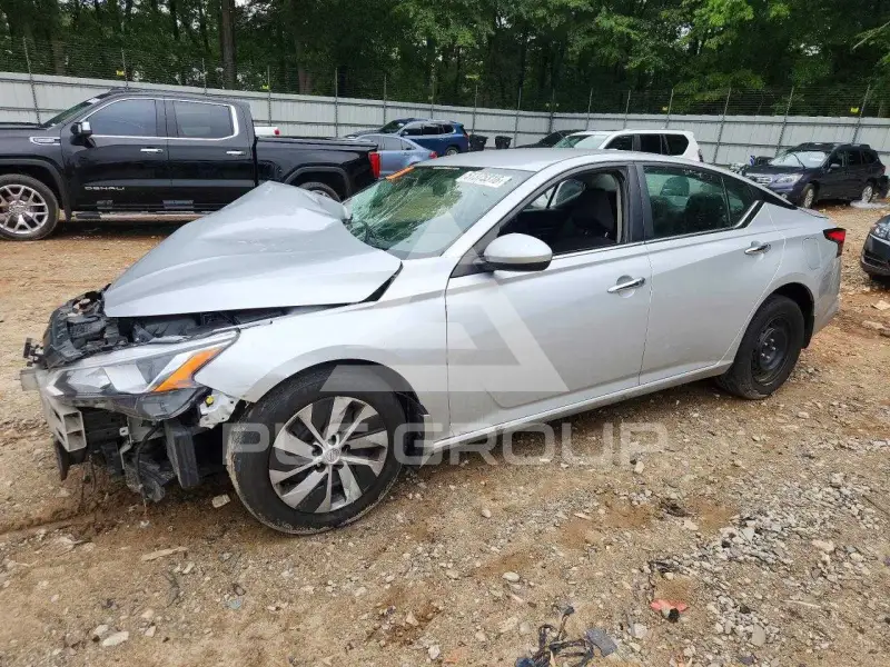 2020 Nissan ALTIMA фото