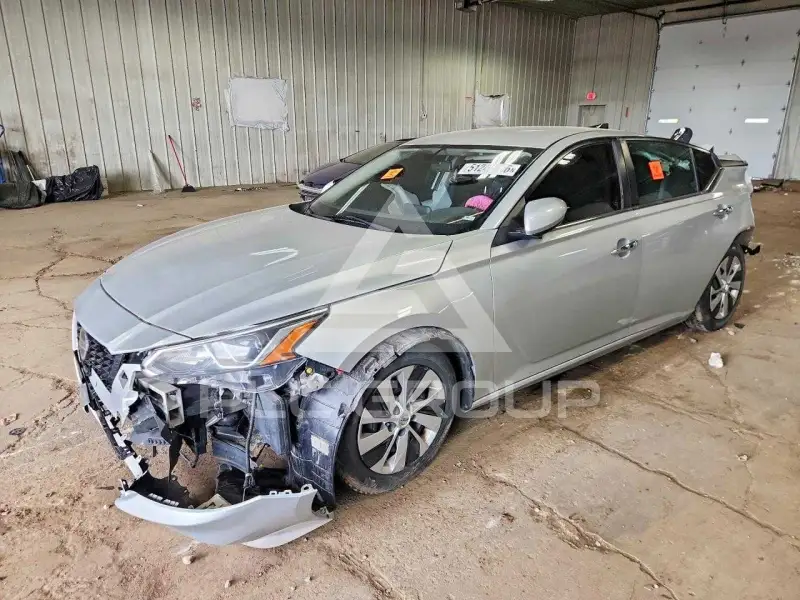 2020 Nissan ALTIMA photo
