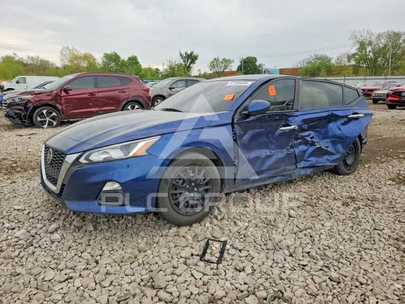 2020 Nissan ALTIMA photo