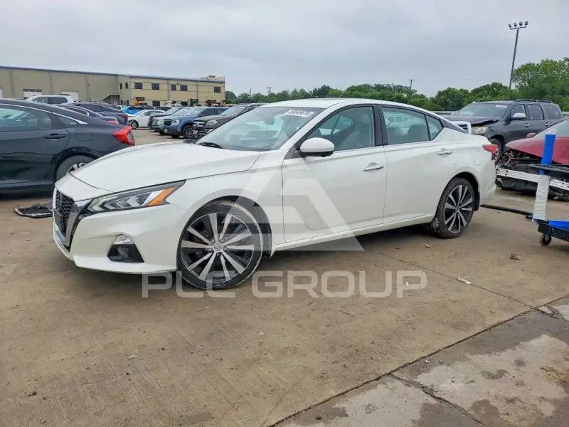 2020 Nissan ALTIMA photo
