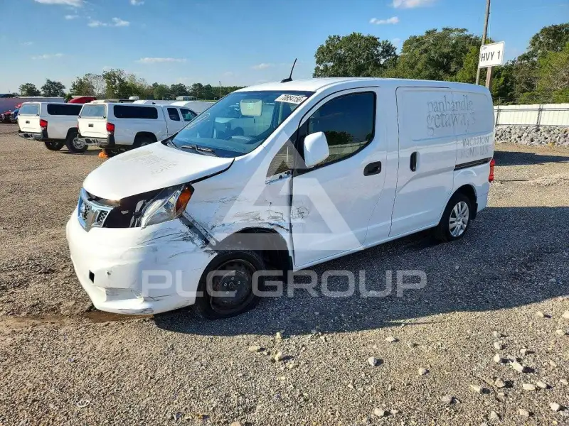 2020 Nissan NV 200 фото