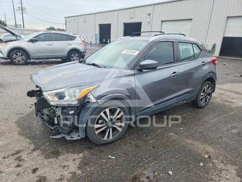 2020 Nissan KICKS photo