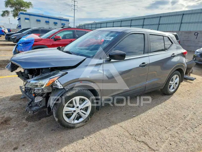 2020 Nissan KICKS photo