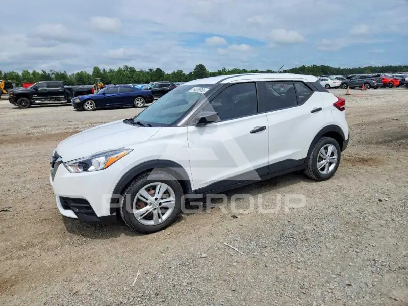 2020 Nissan KICKS photo