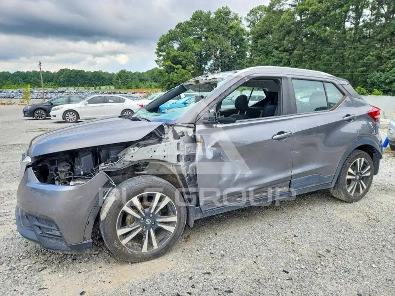 2020 Nissan KICKS фото