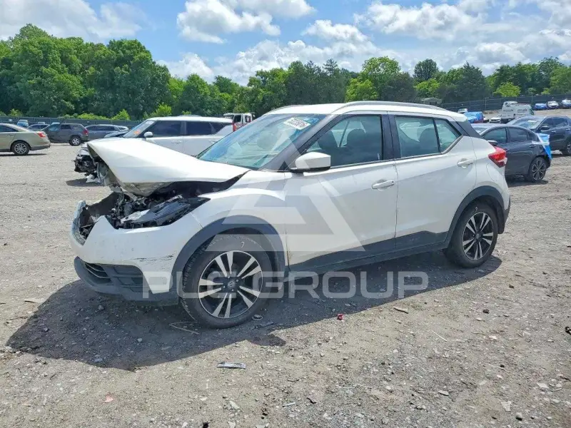 2020 Nissan KICKS photo