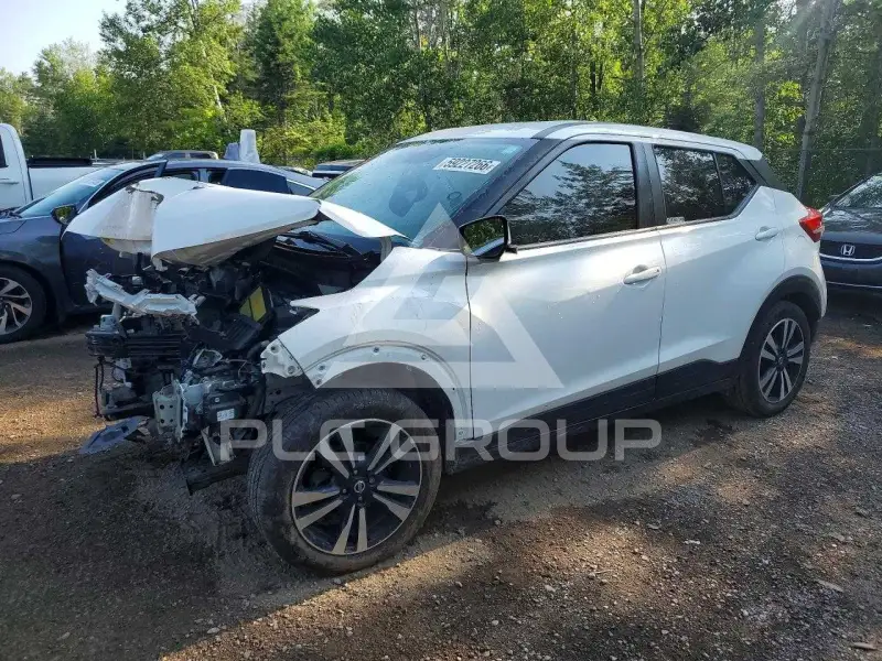 2020 Nissan KICKS photo