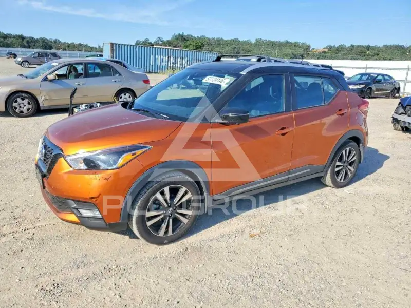 2020 Nissan KICKS photo