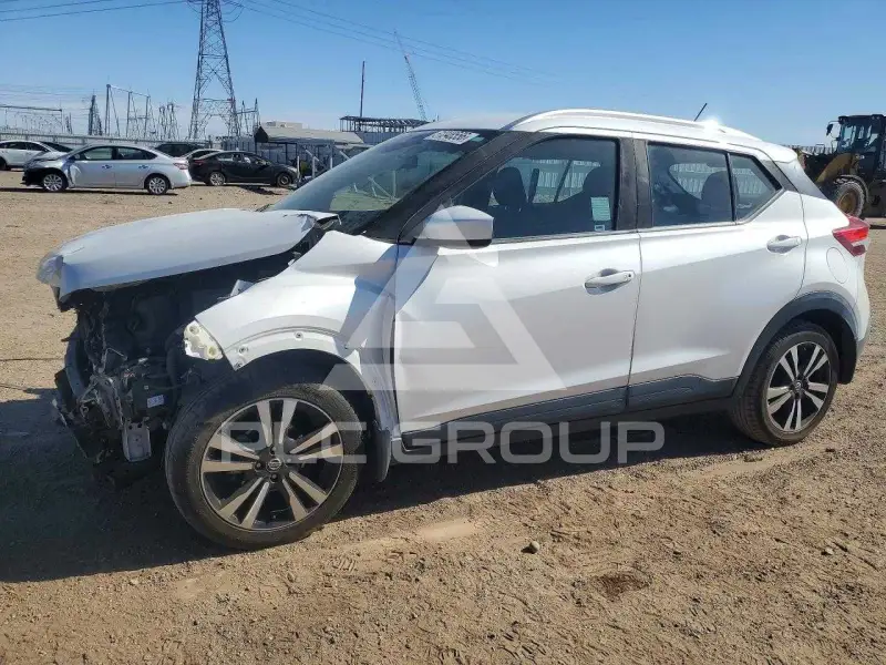 2020 Nissan KICKS photo