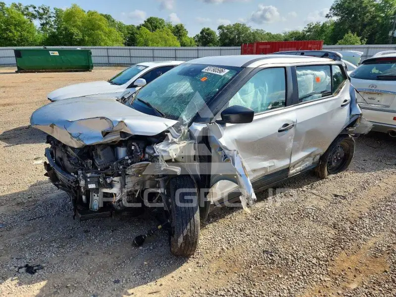 2020 Nissan KICKS photo