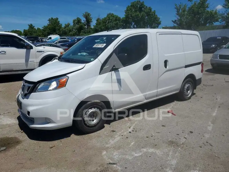 2020 Nissan NV 200 photo