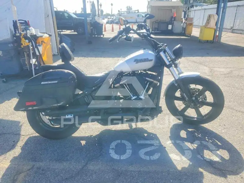 2020 Harley-Davidson  фото
