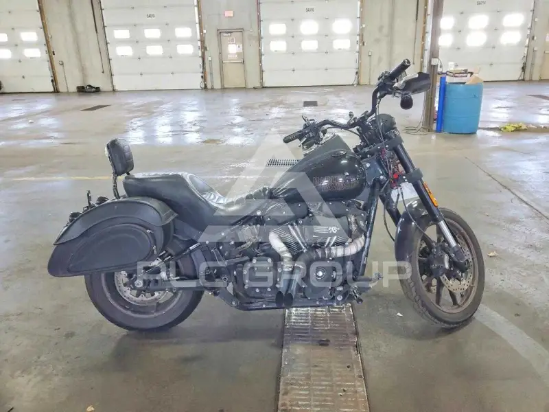2020 Harley-Davidson  фото