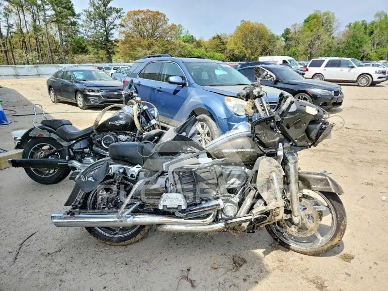 2020 Harley-Davidson  фото