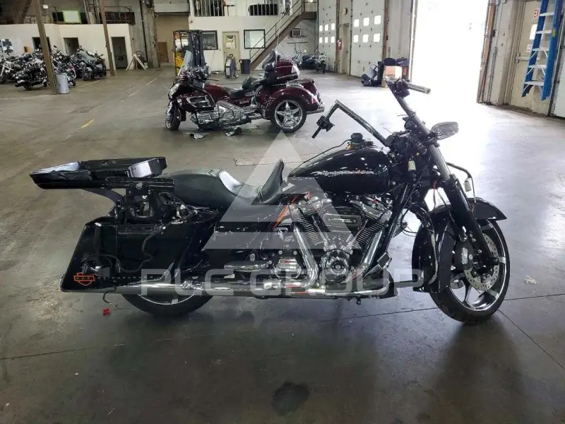 2020 Harley-Davidson FL photo