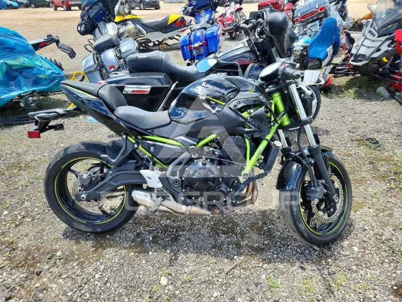 2020 Kawasaki Ninja650 photo