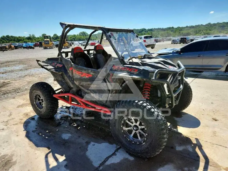 2020 Polaris Rzr photo