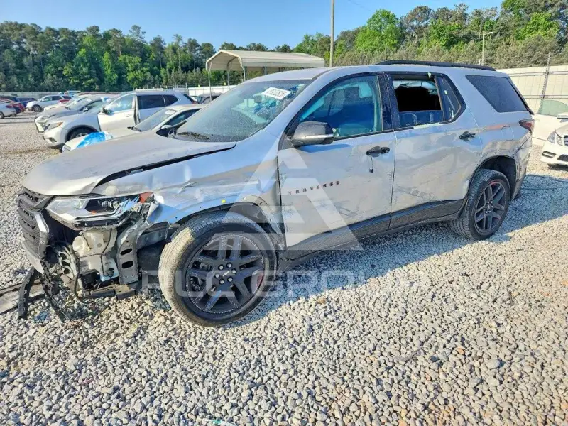2020 Chevrolet TRAVERSE photo