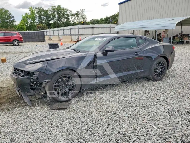 2020 Chevrolet Camaro photo