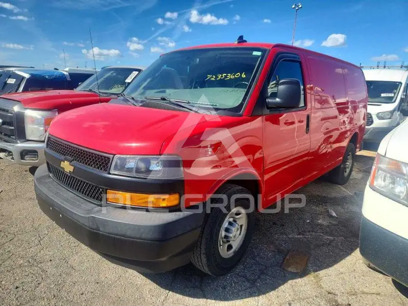 2020 Chevrolet Express фото