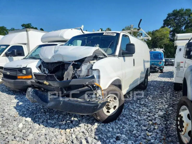 2020 Chevrolet Express фото