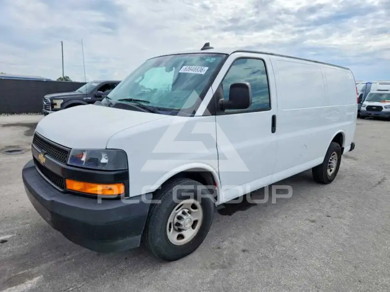 2020 Chevrolet Express photo
