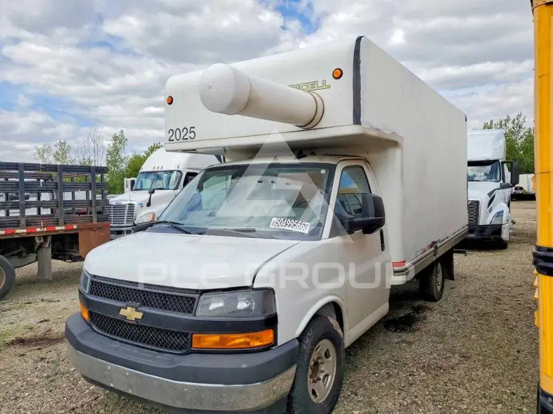 2020 Chevrolet Express фото