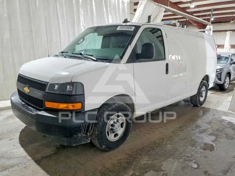 2020 Chevrolet Express фото