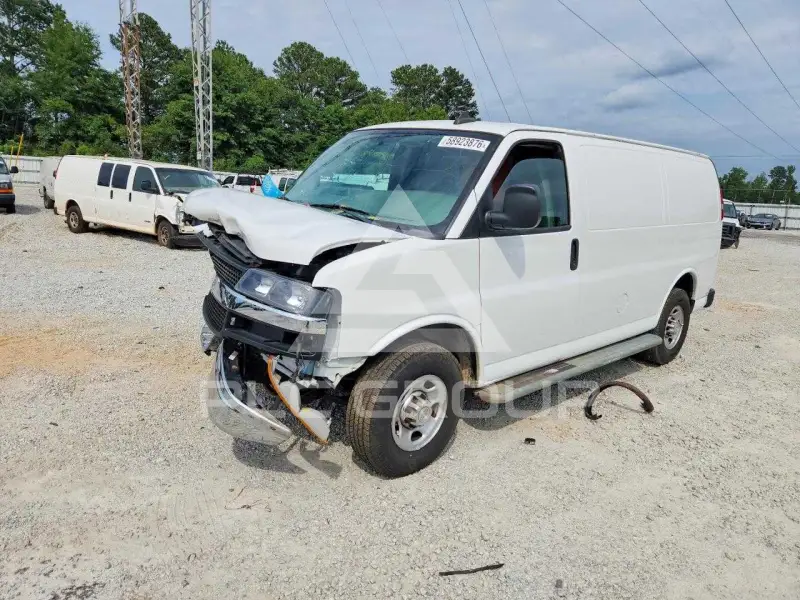 2020 Chevrolet Express photo