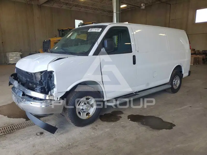 2020 Chevrolet Express фото
