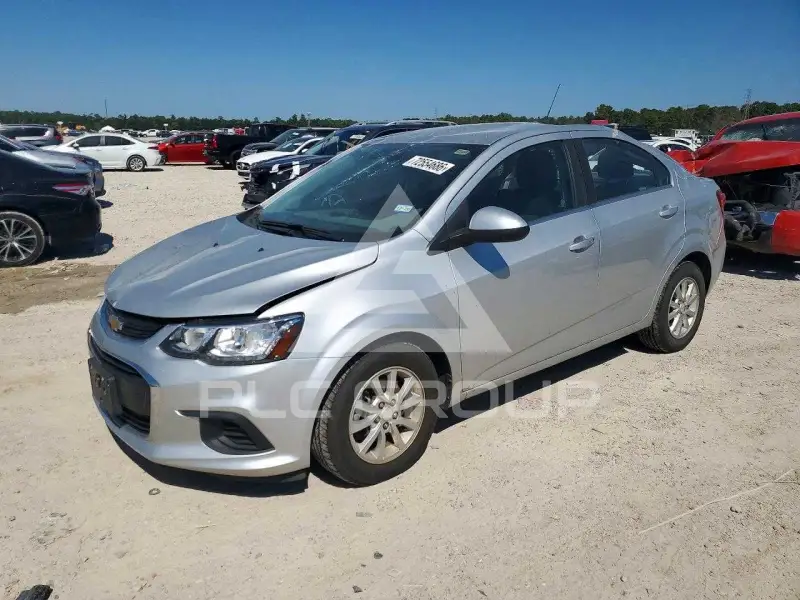 2020 Chevrolet Sonic photo