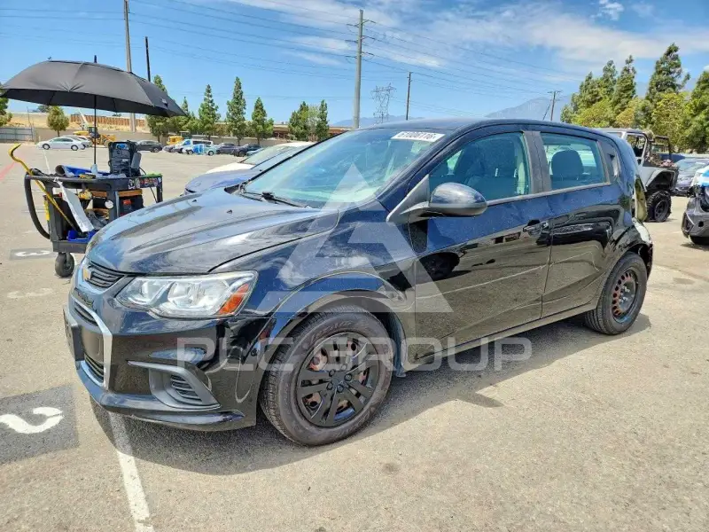 2020 Chevrolet Sonic фото